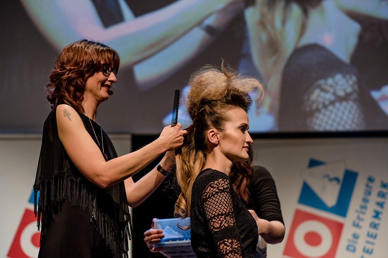 %_tempFileNamePaul%20Mitchel%20Forum%20KlosterGleisdorf_ConnyPail_klein-119%