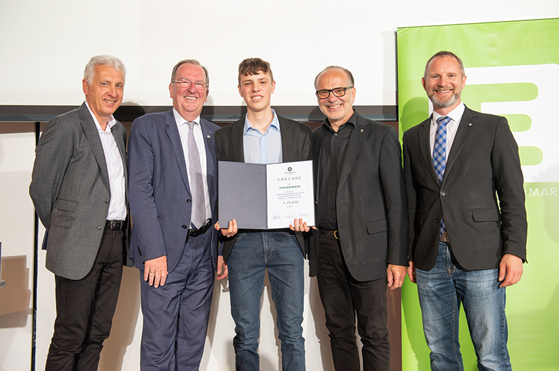 %_tempFileName19LWBFoto013%