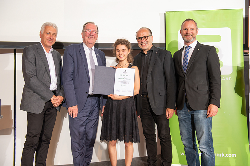 %_tempFileName19LWBFoto018%