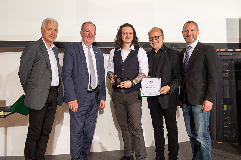 %_tempFileName19Landesaward247%