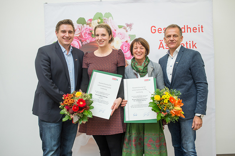 %_tempFileName10Jahre022%