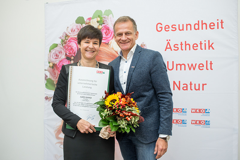 %_tempFileName10Jahre041%