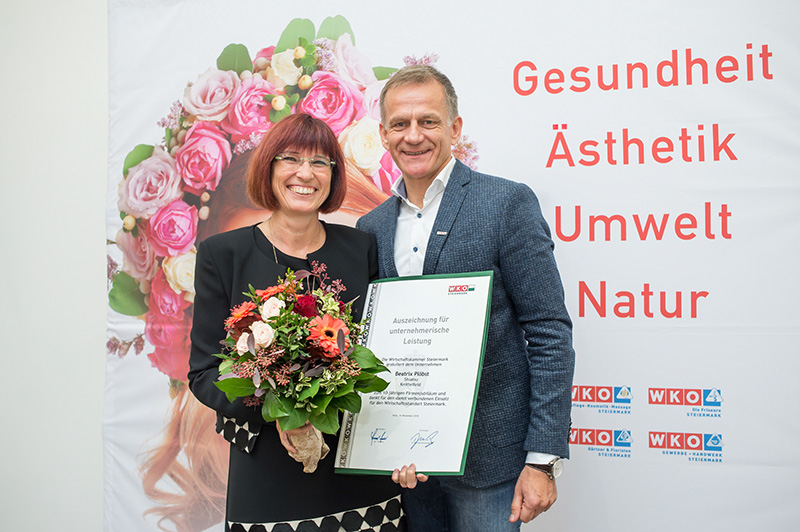 %_tempFileName10Jahre078%