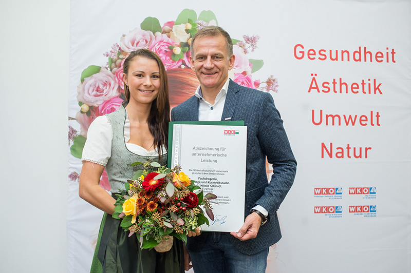 %_tempFileName10Jahre104%