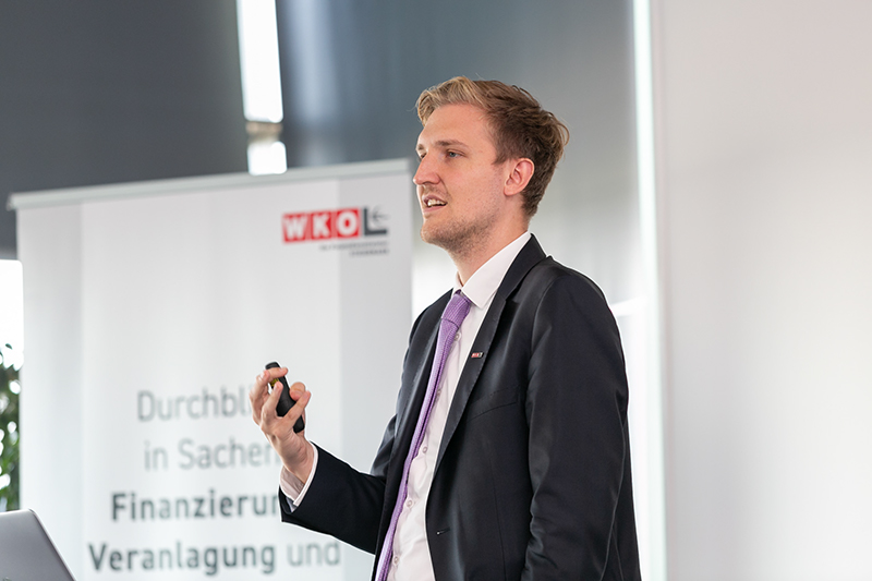 %_tempFileNameFDL-Symposium-2019_039%