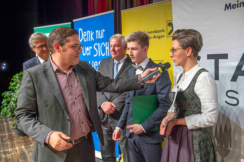 %_tempFileNameStar2575%