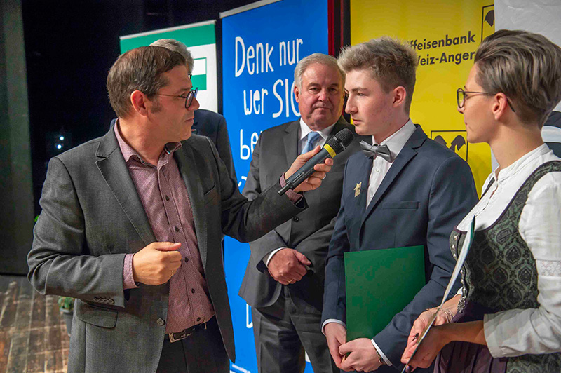 %_tempFileNameStar2577%