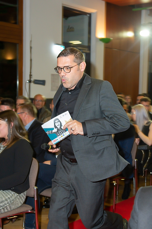 %_tempFileNameStar5709%