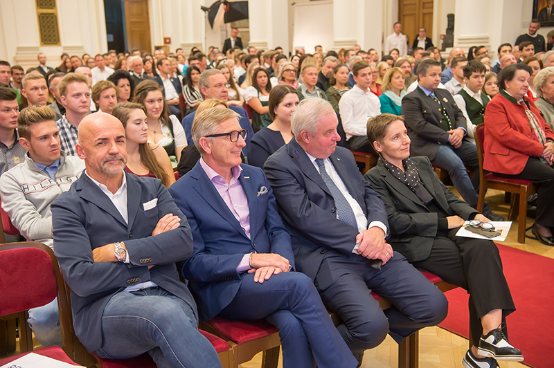 %_tempFileNameStar4400%