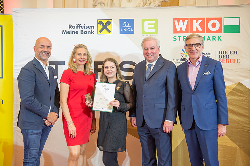 %_tempFileNameStar4555%