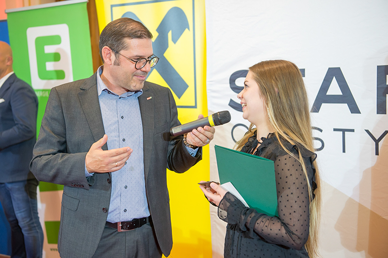 %_tempFileNameStar4557%