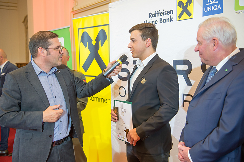 %_tempFileNameStar4593%