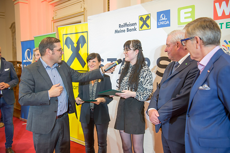 %_tempFileNameStar4665%