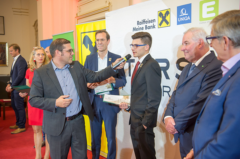 %_tempFileNameStar4718%