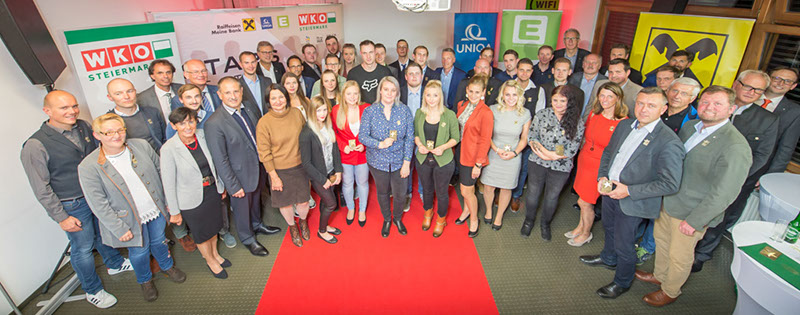 %_tempFileNameStar3097-2Gruppenfoto2%