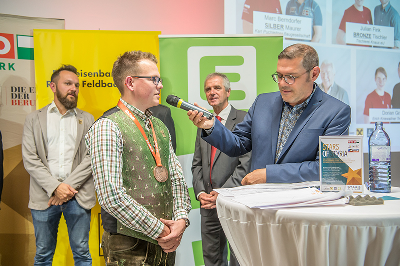 %_tempFileNameStar2448%