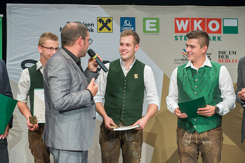 %_tempFileNameStar4148%