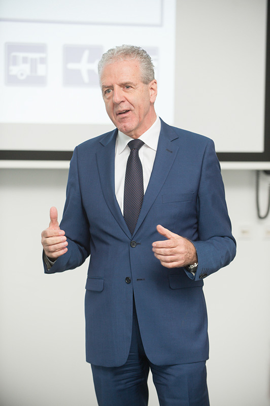 %_tempFileNameFGTagungBusLuftSchifffahrt036%